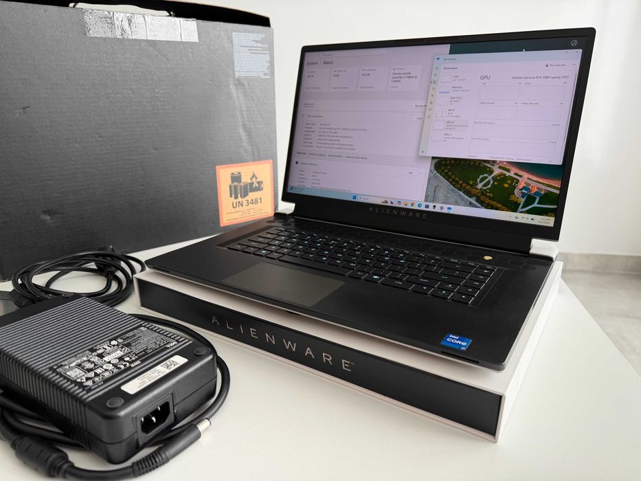 ALIENWARE X17 R1 | RTX 3080 16GB | 64GB RAM | 2TB SSD | SUPER STAN | FV23%