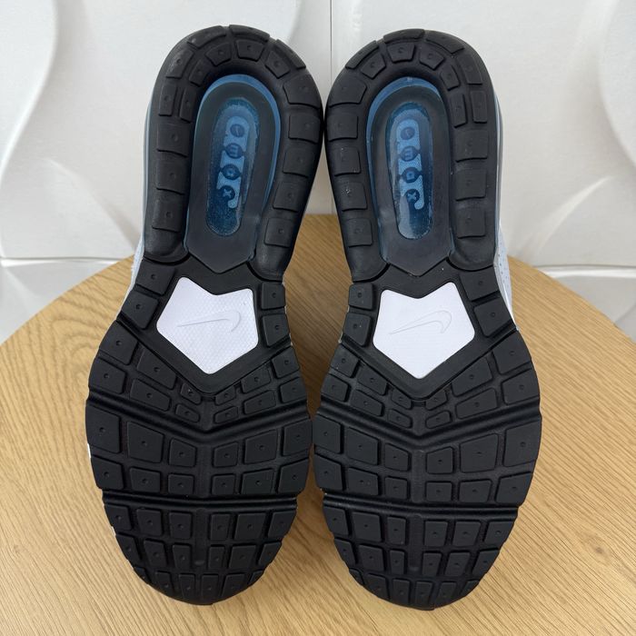 Нові оригінальні кросівки Nike air max pulse