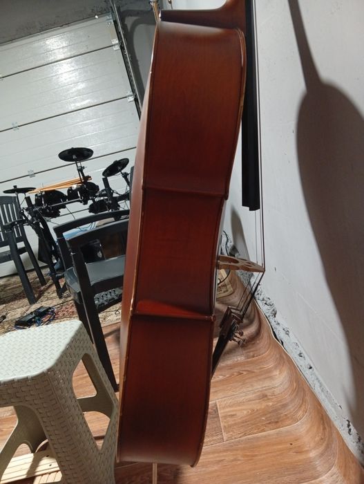 Віолончель 1/2 cello