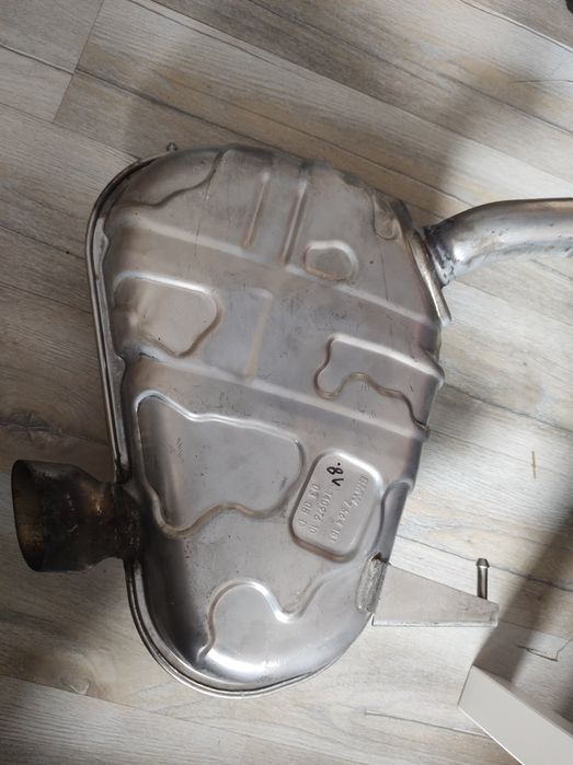 Tłumik końcowy BMW 1 2.0