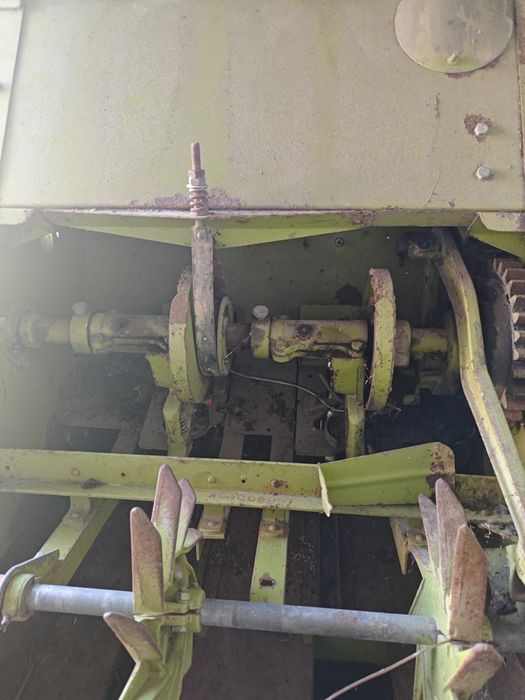 Продам тюкопресс до комбайна class comet