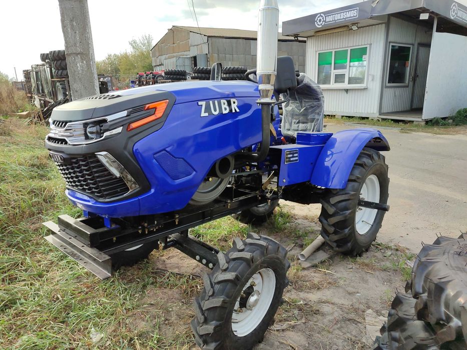 Трактор Зубр 250 XL Zubr фреза и плуг в подарок