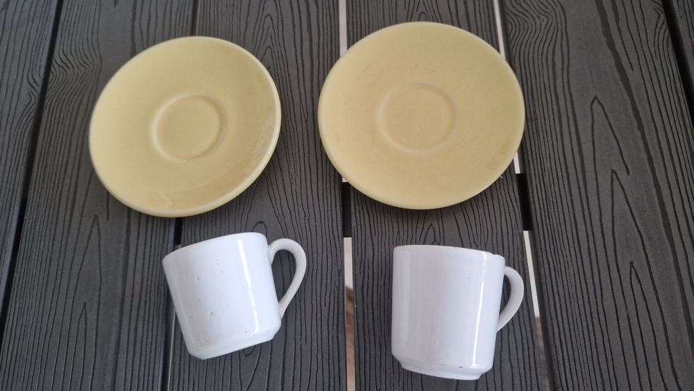 Conjunto 2 chavenas e 2 pires de café