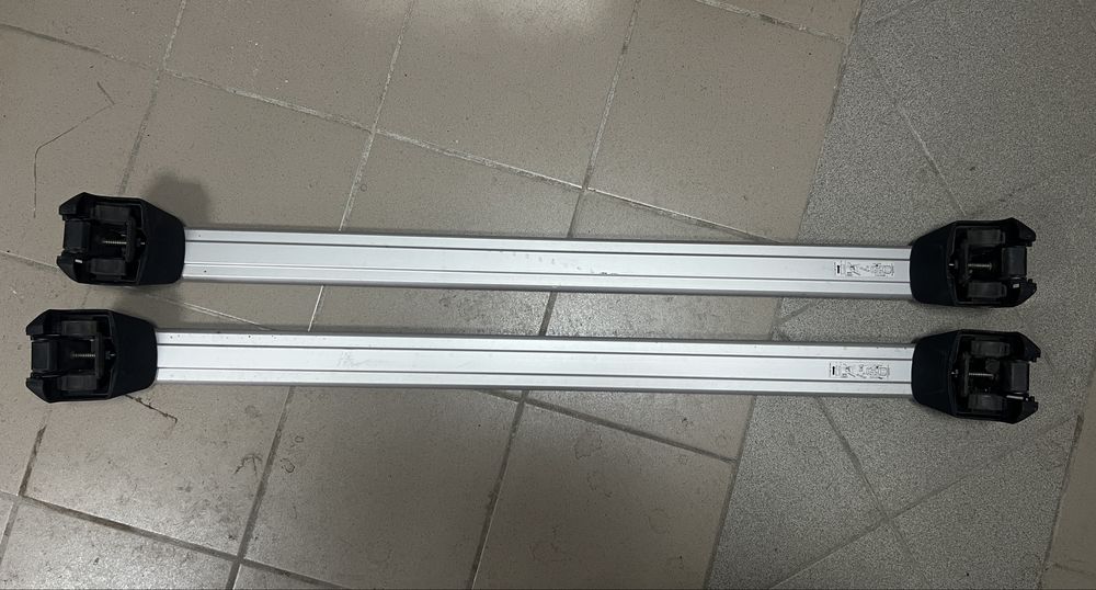 Рейлинги: Audi Q5 8R 8R0071151G Поперечини на дах (2013–2017) рейлінги