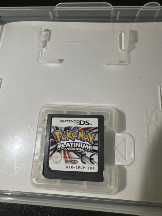 Pokémon Platinum Version DS - Novo