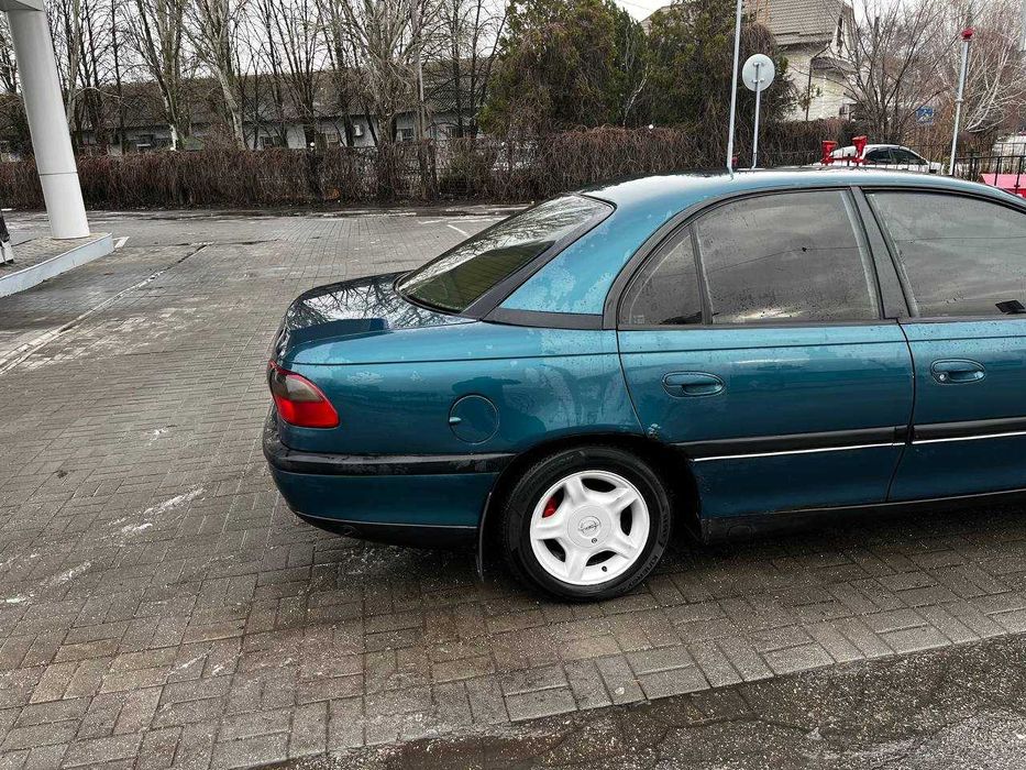 Опель омега Б 1995