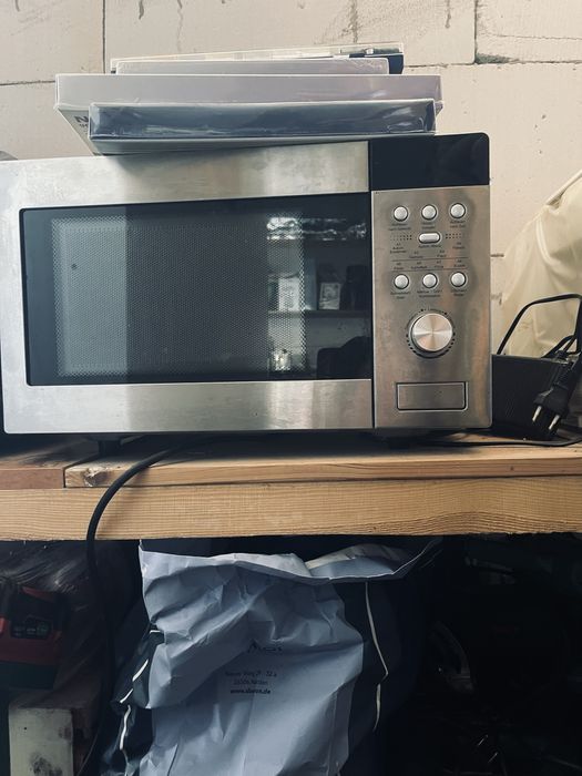 Прода мікрохвильову  піч