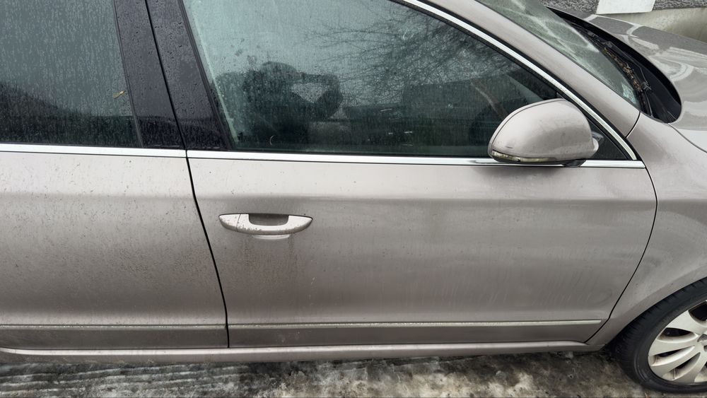 Двери 9888 Skoda Superb 2 2008- Двері Суперб 2