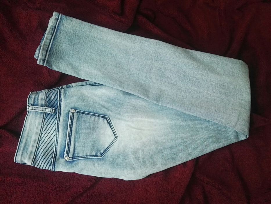 Spodnie jeansowe damskie