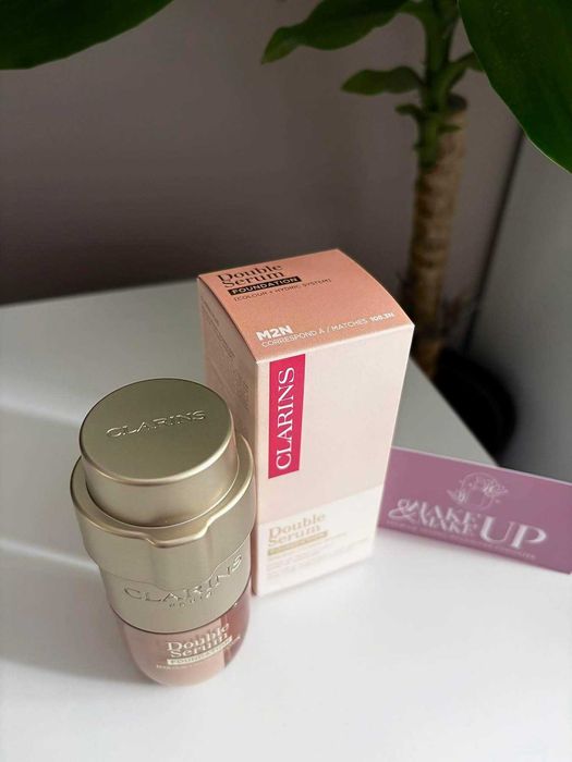 Clarins Double Serum Foundation. Odcień M2N.
