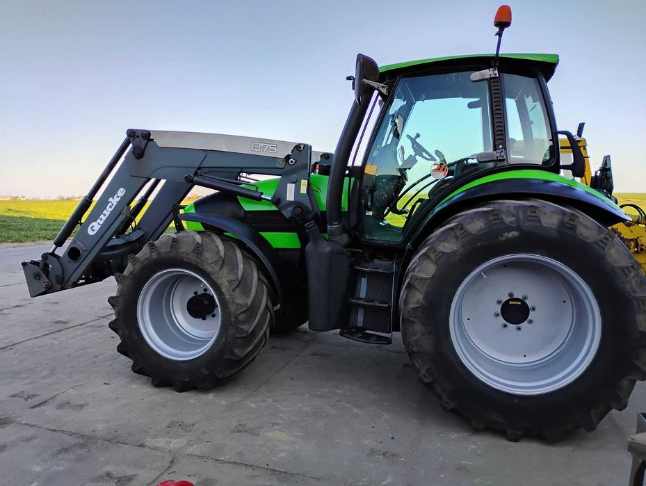 Ciągnik Deutz-Fahr Agrotron TTV 1145 z turem