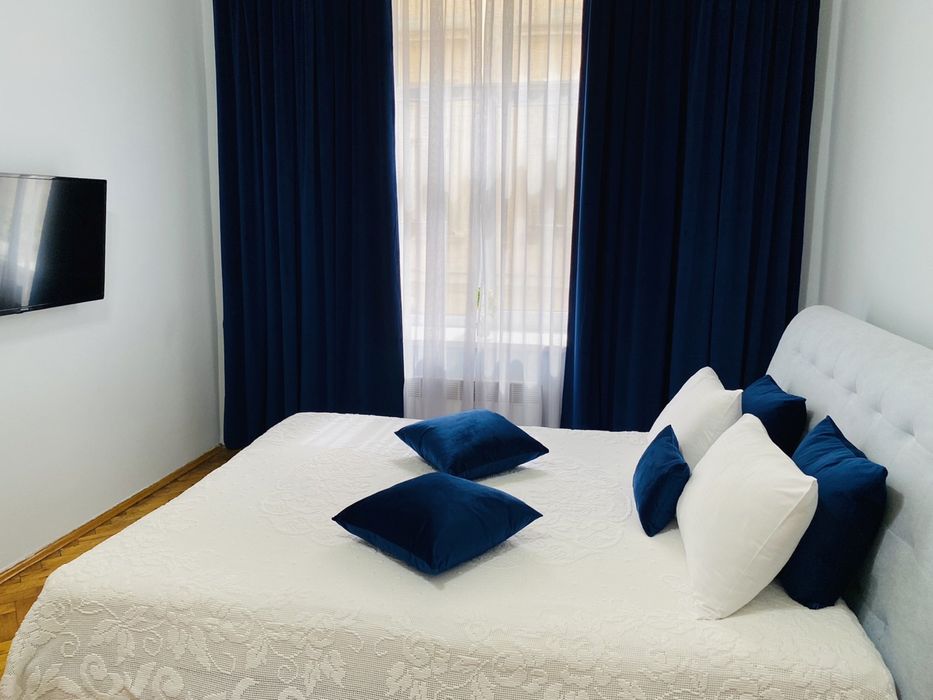 2х кім. Квартира Центр Оперний 6 сп місць