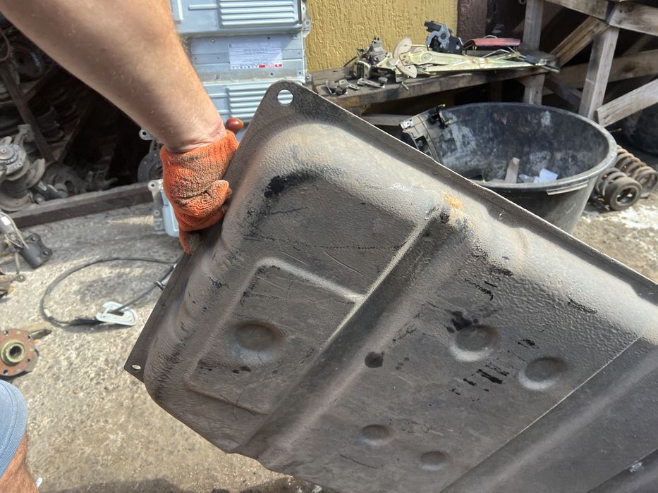 Бак бензобак Лексус рх Lexus rx 400 gibrid г07