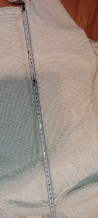 Sweter damski z kapturem M