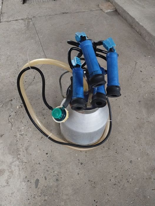 Доїльне відро в зборі