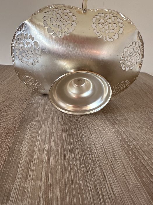 Винтажная посеребренная конфетница