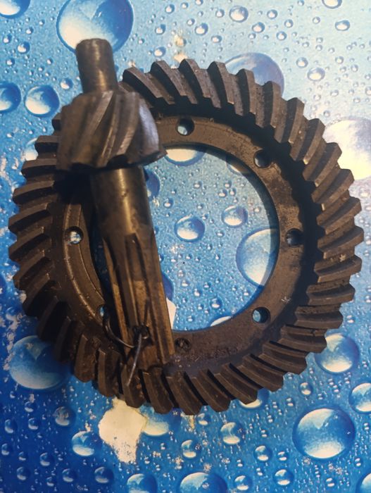 Новая планитарка (коническая пара) 8 зубьев МТ Днепр.Новая , 90 года