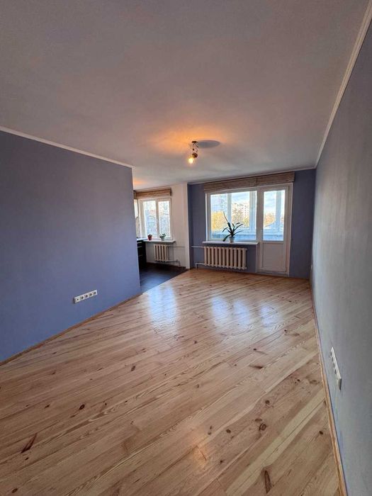 № 13851 - 3 к. квартира, Центр, Хлібна, в хорошому стані, не кутова