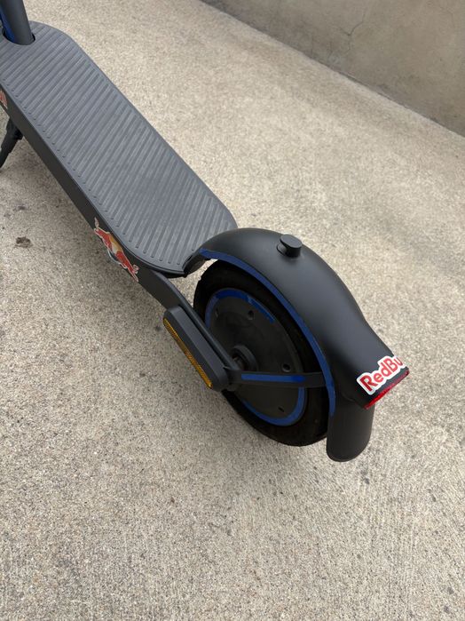 Vendo trotinete elétrica Xiaomi muito pouco usada e em excelente estado