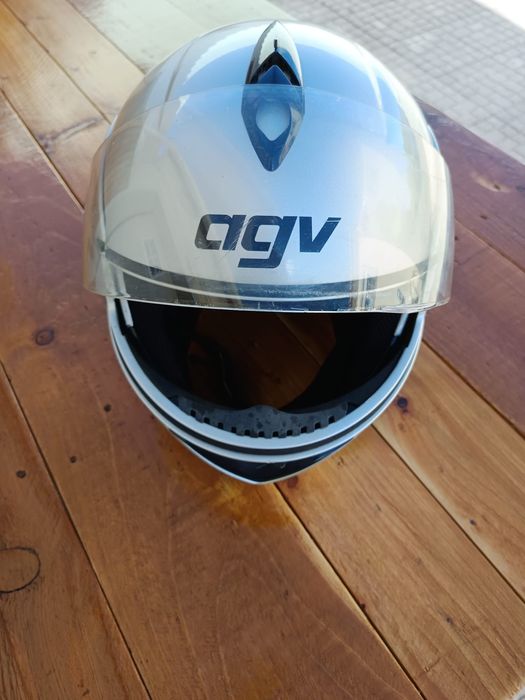 Capacete usado agv longway
Tamanho L 
Tem marcas de uso, mas