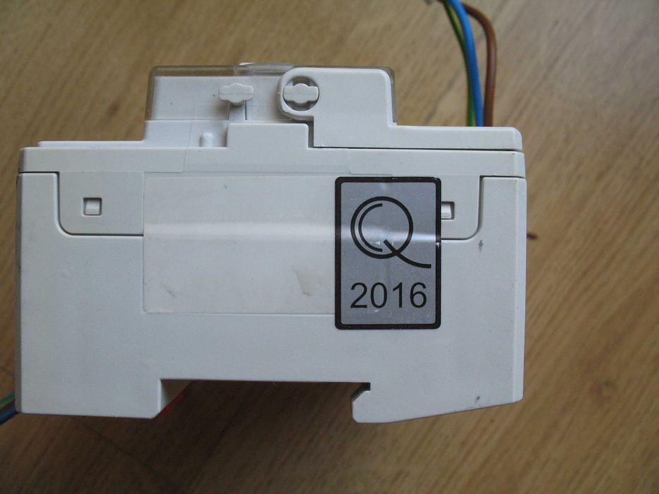 Licznik energii elektrycznej Schrack MGDIZ 380.