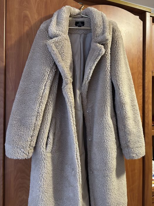Пальто тедді бежевого кольору жіноче oversize