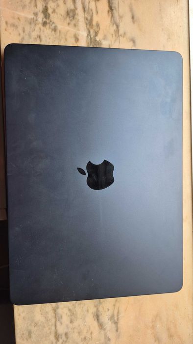 Macbook m4 16/256gb novo