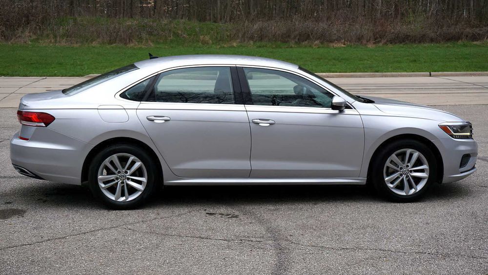 Volkswagen Passat SE      2020