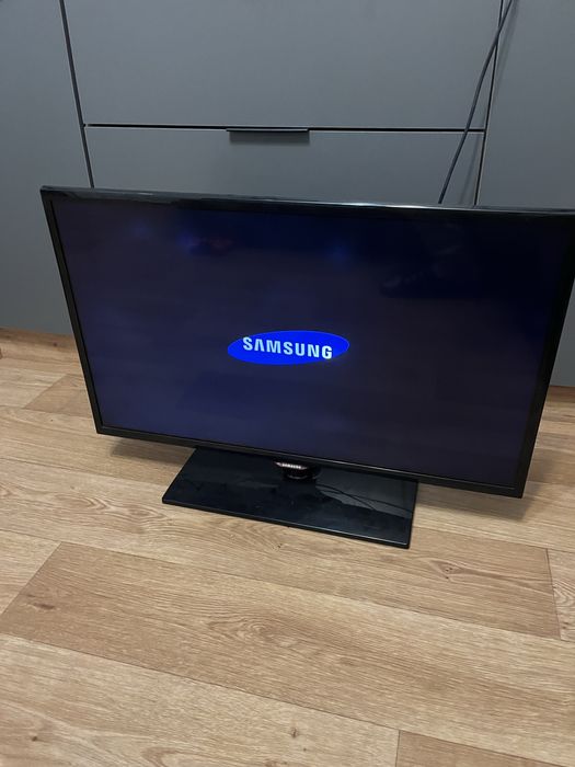 Телевізор samsung , 32 дюйма