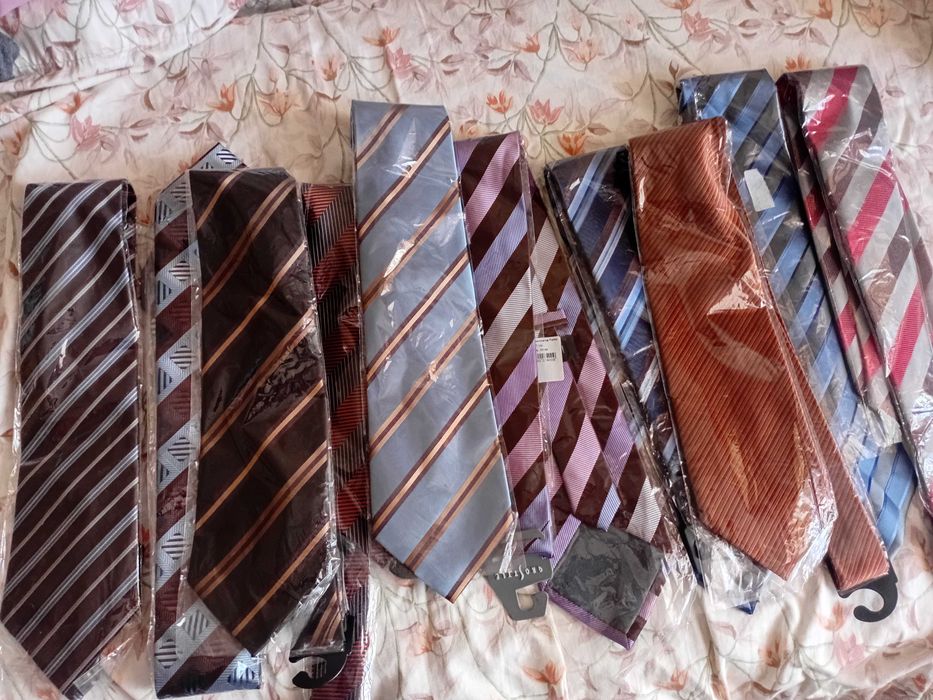 Краватка чоловіча