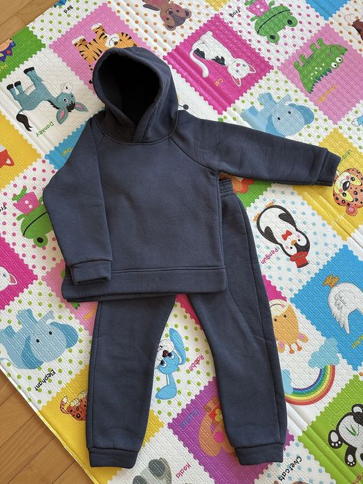 Спортивний костюм 110-116 на флісі