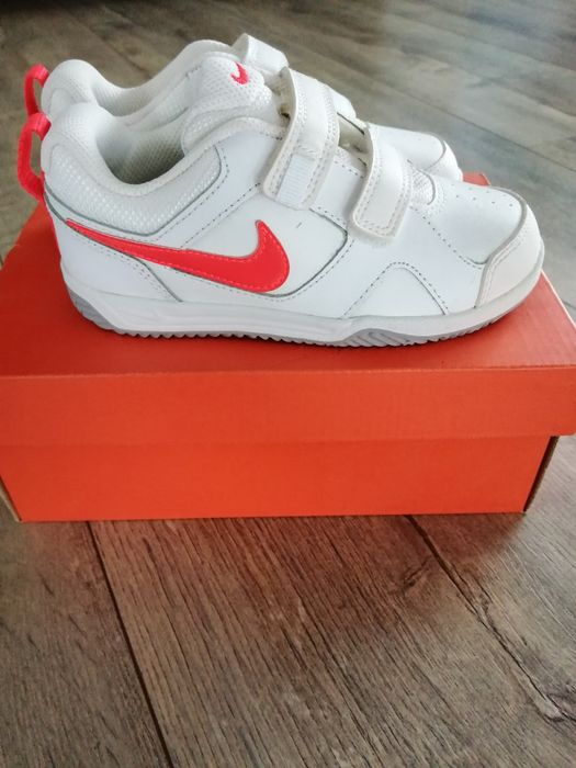 Nowe buty Nike 27