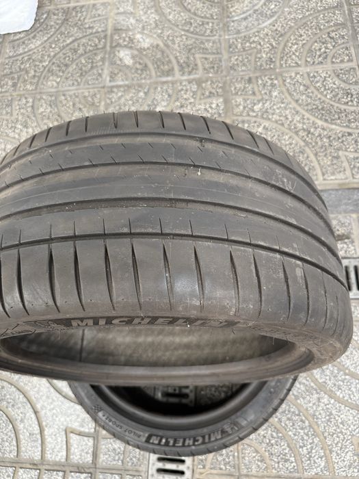 Michelin Pilot Sport 4 255/35ZR18