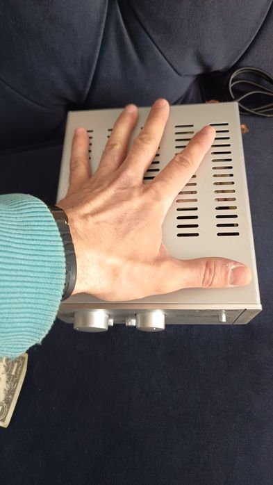 Mini  wzmacniacz kompaktowy 20w Renkforce poręczny 3 wejscia rca