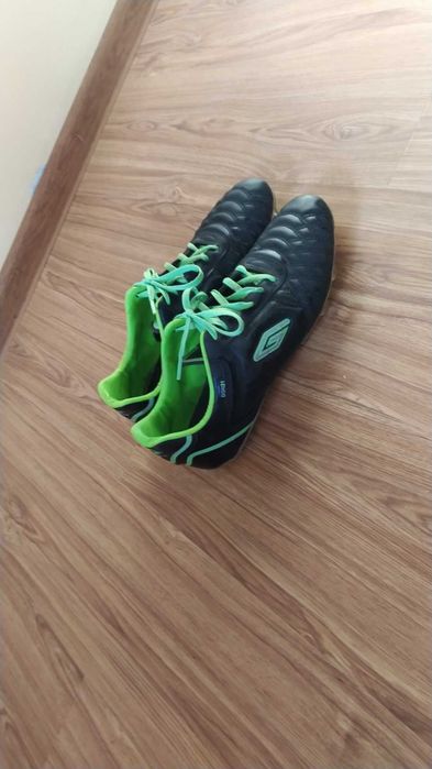 Бутси 43 р. Ціна 550 грн