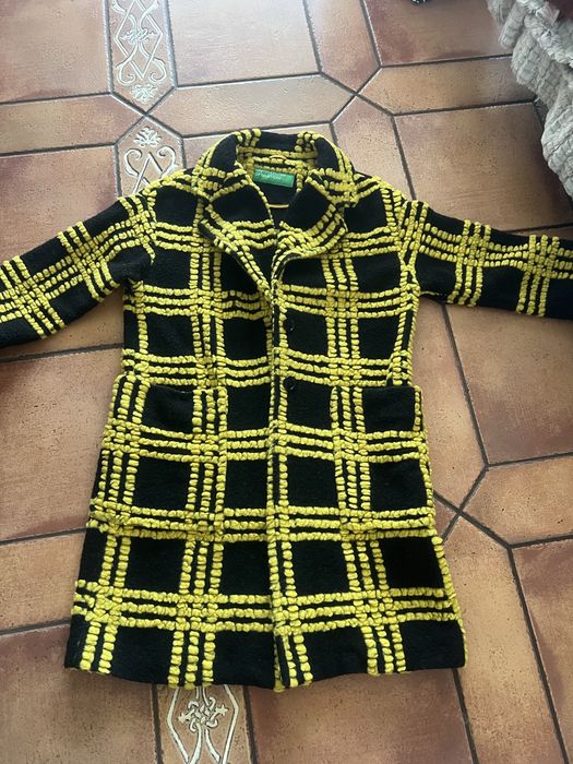 Płaszcz,kurtka Benetton Piękny i Okazja