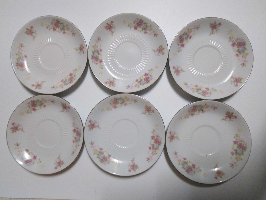 Conjunto 6 Chávenas + 6 Pires de Café "Made in China"