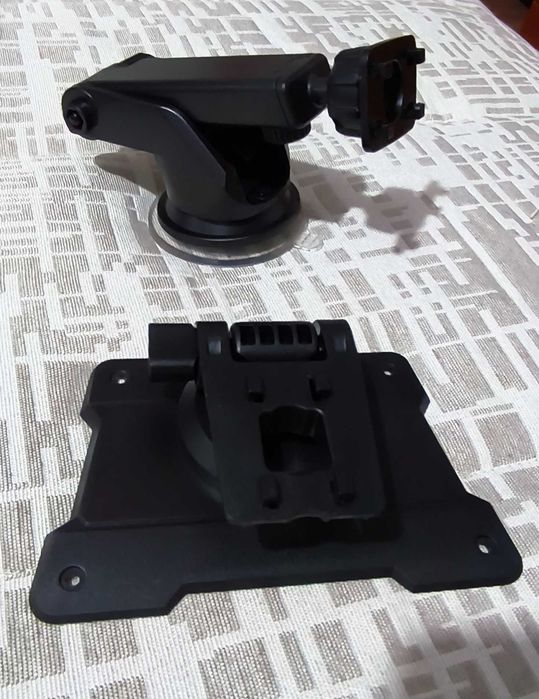 Ecrã tátil automóvel com câmara