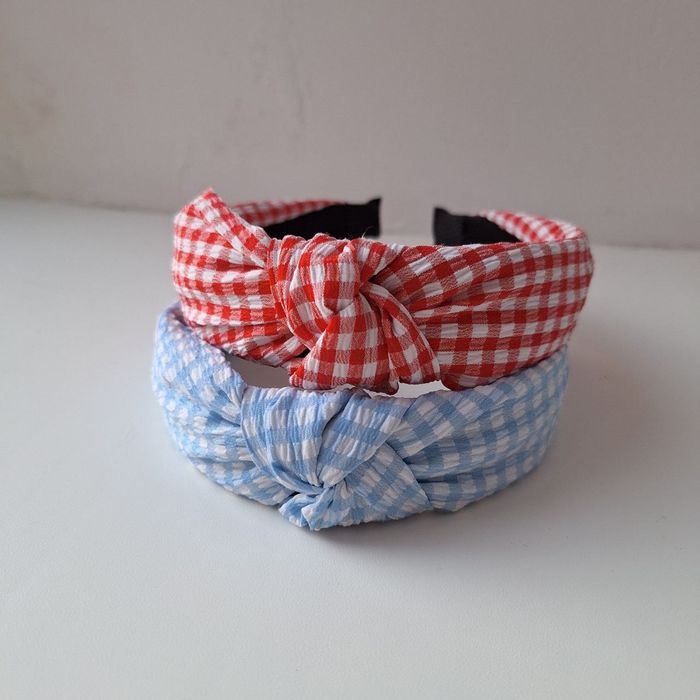 Обруч в клітинку блакитний та червоний