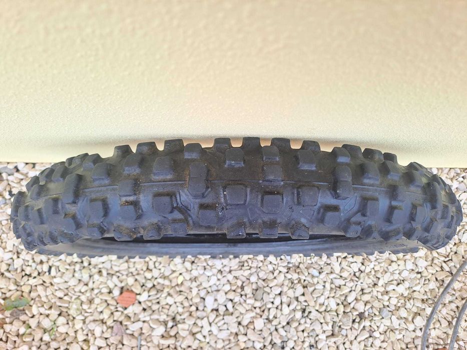 Pneu BRIDGESTONE 90/100-21