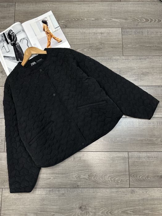 Стильний лайнер бомбер zara з нових колекцій