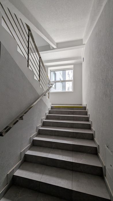 2-х кімнатна квартира біля озера-життя, як у відпустці щодня