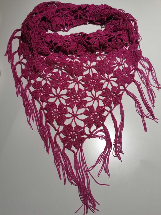 Chusta Różowa na szydełku ażurowa