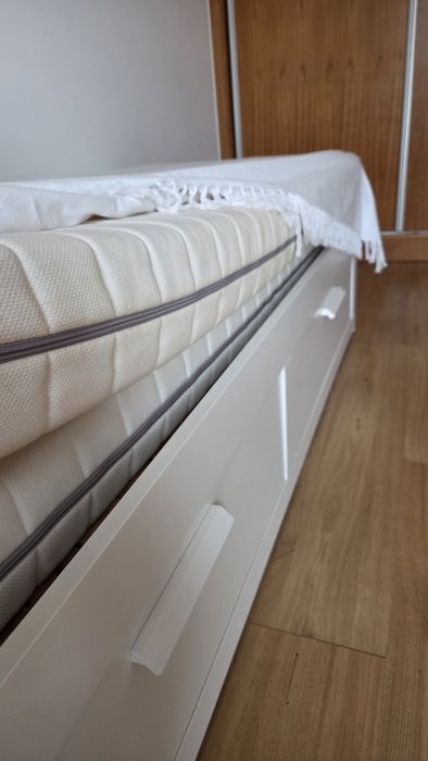 Cama IKEA individual dupla