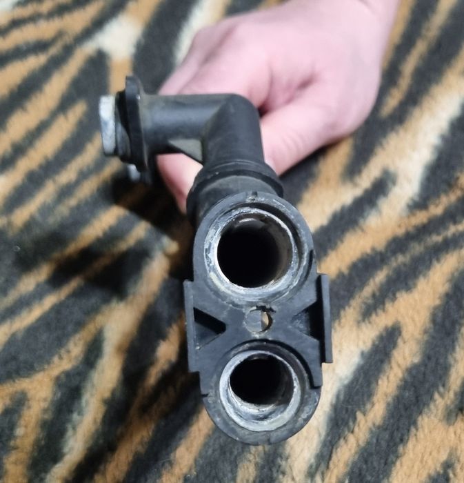 Запчасти (трубки) печки Behr BMW E32, E34