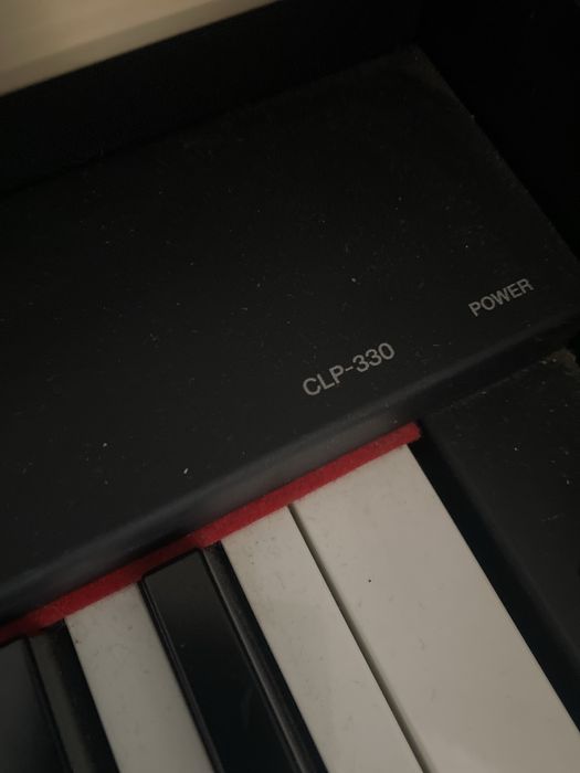 Yamaha Clavinova CLP 330