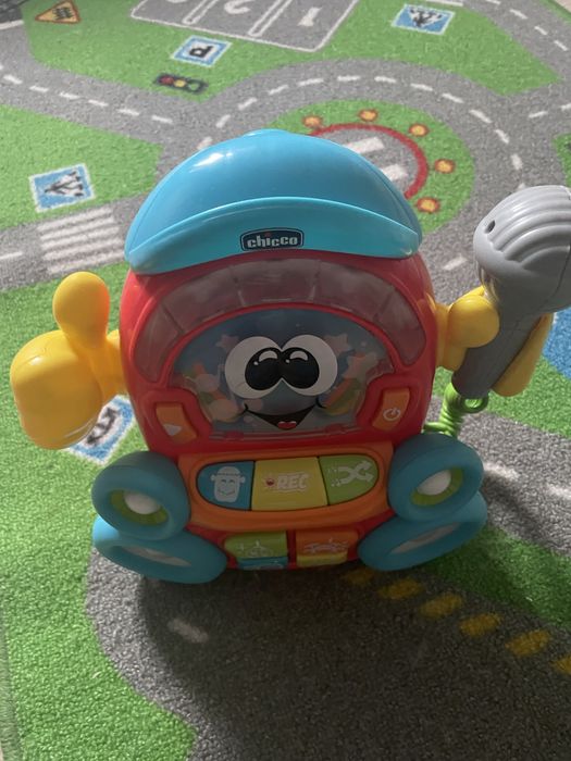 Muzyczna zabawka interaktywna KARAOKE ŚPIEWAK DO ŚPIEWANIA CHICCO