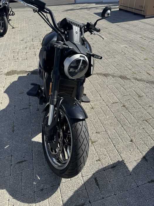Morbidelli C1002v