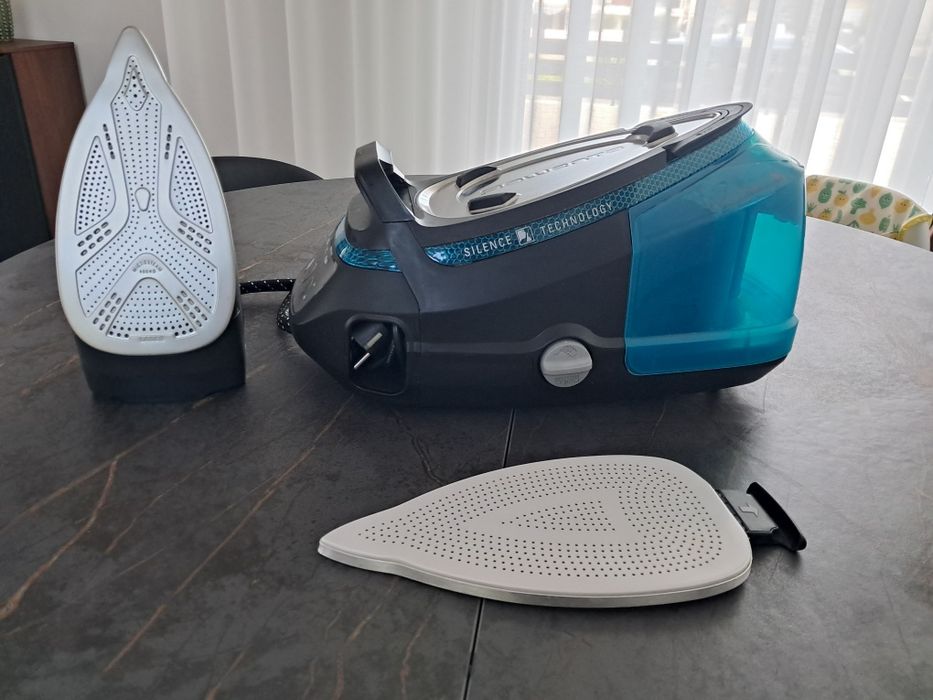 Ferro Vapor com Caldeira Rowenta