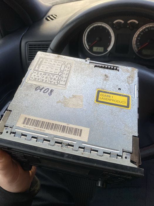 Магнітола Passat b5 golf 4